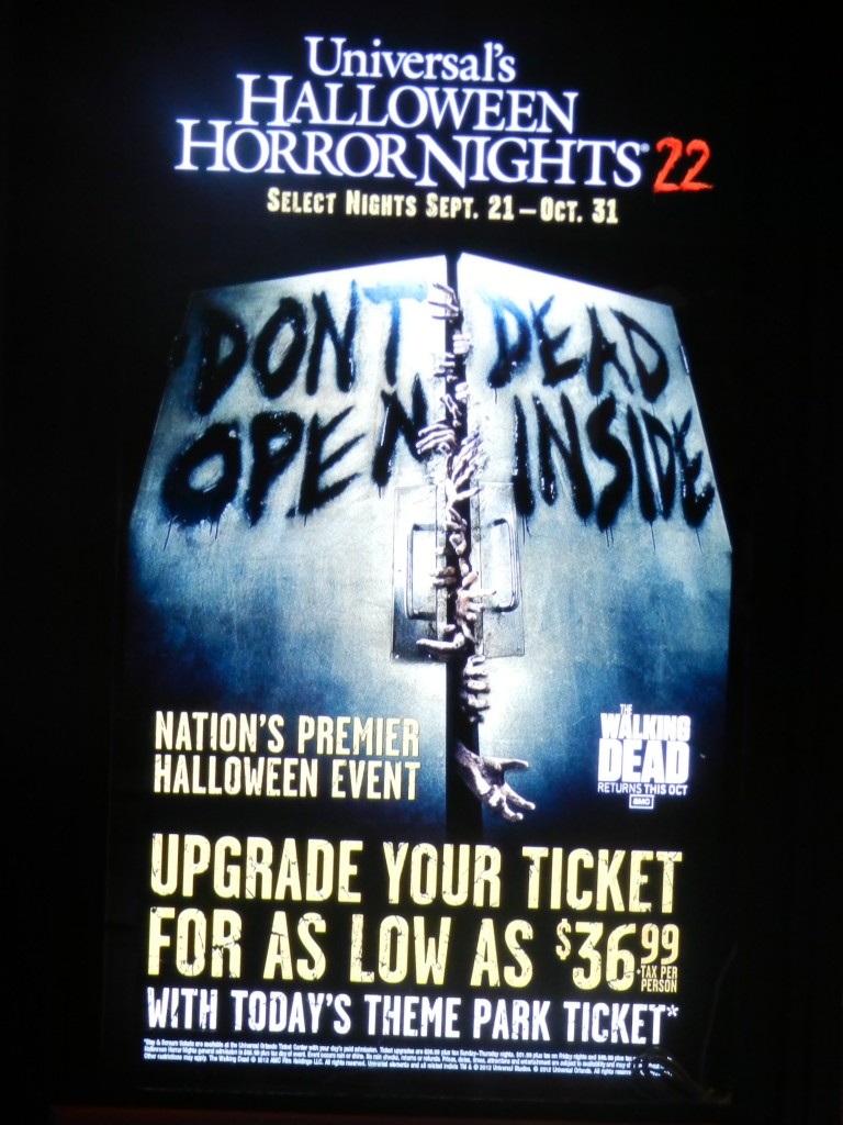 Halloween Horror Nights 2012. Keep reading for more HHN 22 tips.