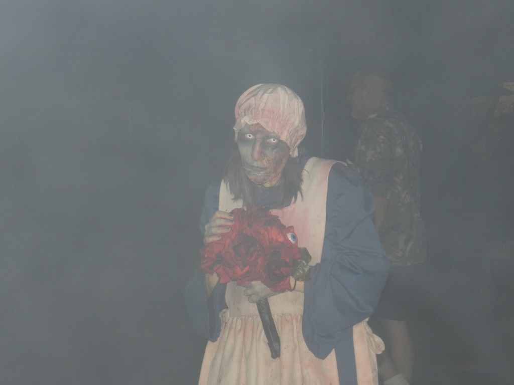 Howl-O-Scream 2012 zombie Busch Gardens