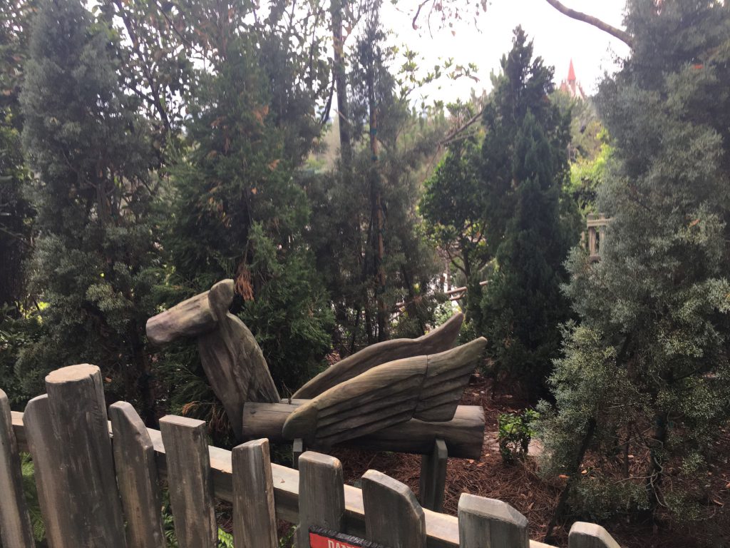 Hagrid roller coaster wooden creatures in the queue. Keep reading to get the full guide to Hagrid's Magical Creatures Motorbike Adventure at the Wizarding World of Harry Potter.