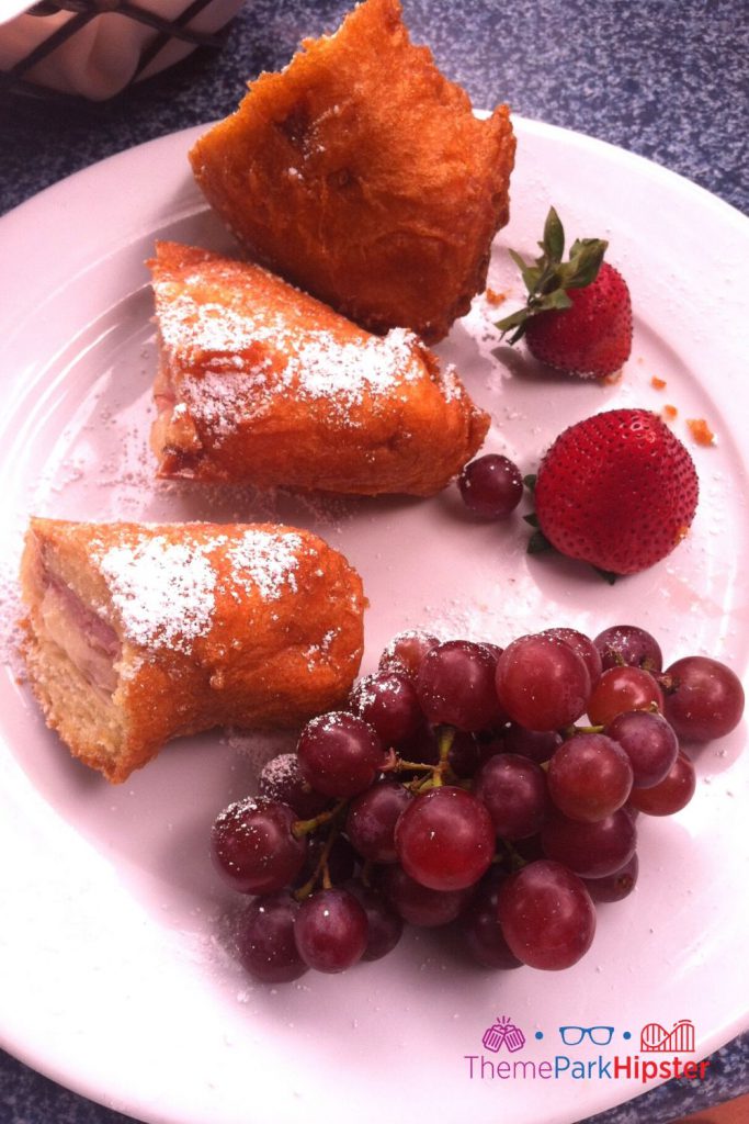 Disneyland Monte Cristo Beignets. Something you must add to your Disneyland itinerary.