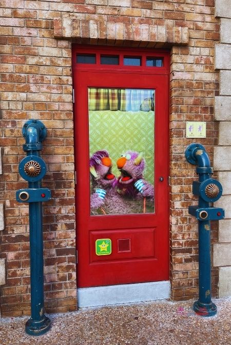 SeaWorld Orlando Sesame Street Land Door Area. Keep reading to learn more about SeaWorld Orlando special events. 