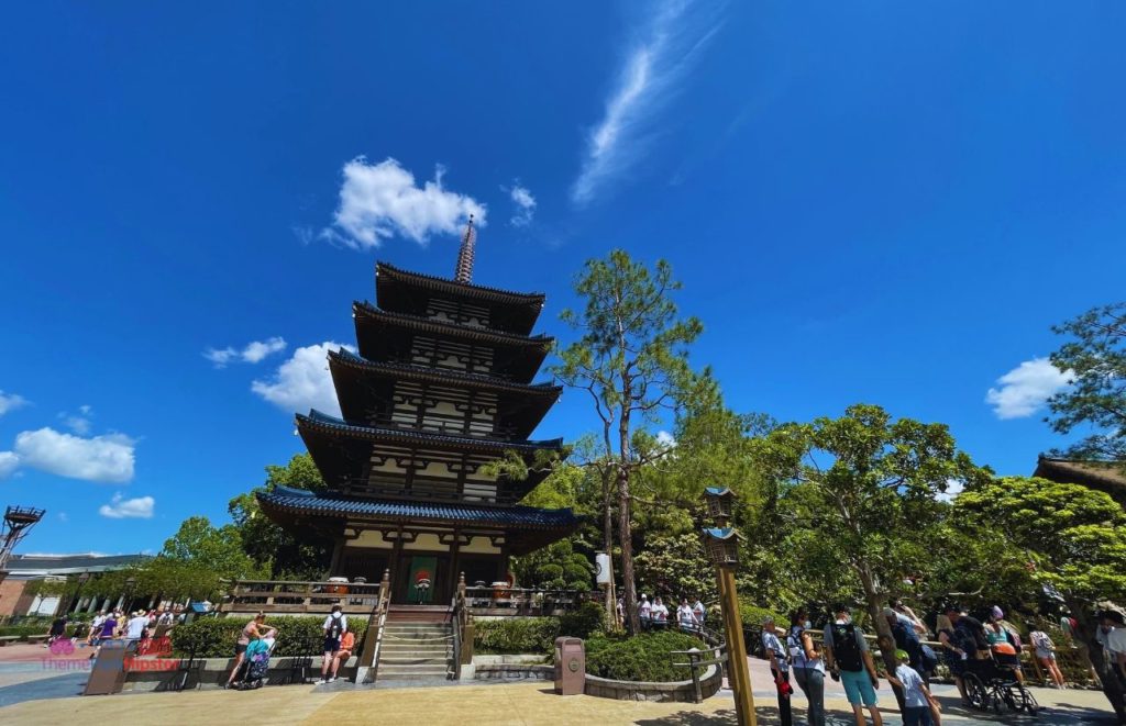 Epcot Japan Pavilion. Keep reading to know when is the Slowest Time at Disney World.