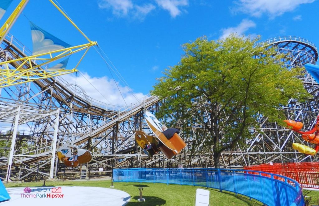 Cedar Point Gemini Roller Coaster lift hill. Keep reading to see where to find cheap Cedar Point tickets at a discount.