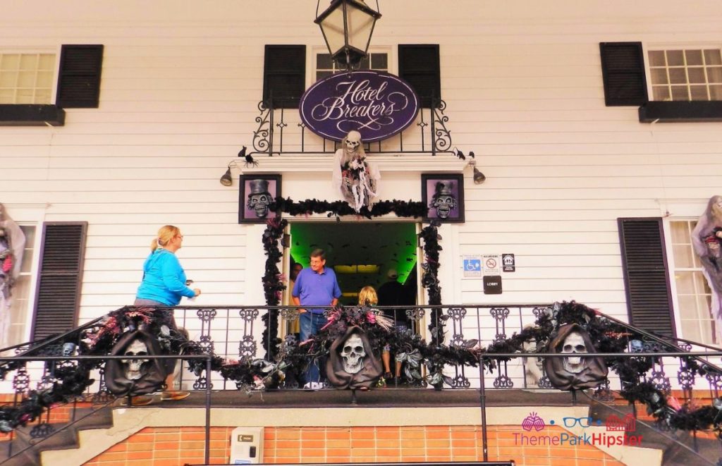 Cedar Point Hotel Breakers Entrance with Halloweekends Decor