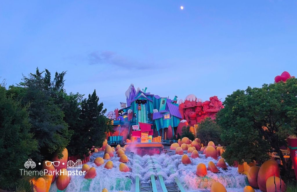 Dudley Do Right Rip Saw Falls Log Flume Water Ride Universal Orlando Resort Islands of Adventure. Keep reading to know where to find discount and cheap Universal Studios tickets.