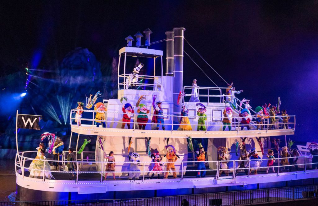 Disney characters join together to celebrate the triumph of good over evil as Fantasmic! One of the Best Hollywood Studios Shows!