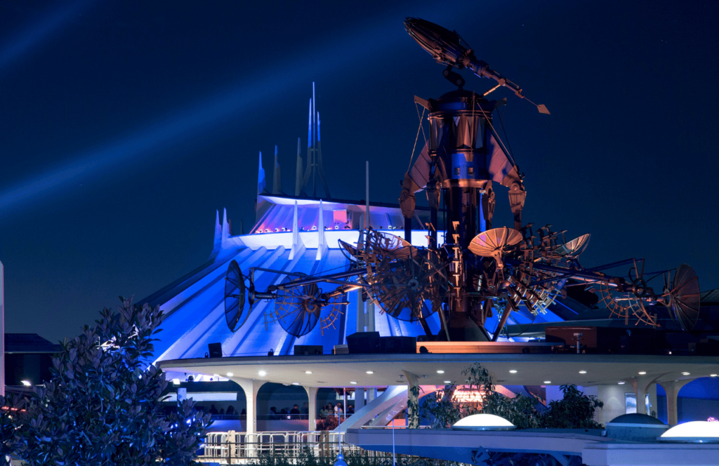 Space Mountain at Disneyland Park in Anaheim, California. Keep reading to figure out which is better for Space Mountain Disneyland vs Disney World.