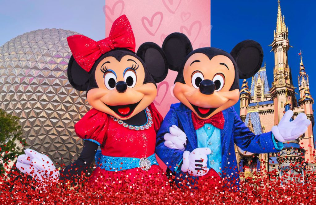 What to Wear to Disney World in February with Mickey and Minnie Mouse in front of Spaceship Earth and Cinderella Castle. Keep reading to learn more about the Walt Disney Dining Plan. 