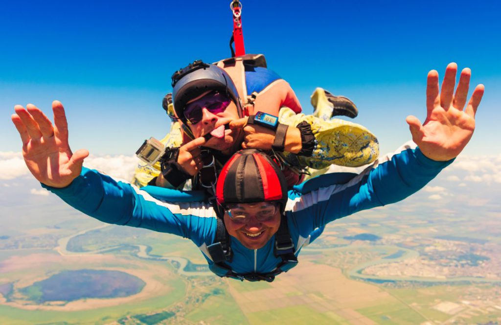 Tandem Skydive. One of the most fun things to do in Orlando, Florida. Keep reading to find out more about the best things to do in Orlando for adults.