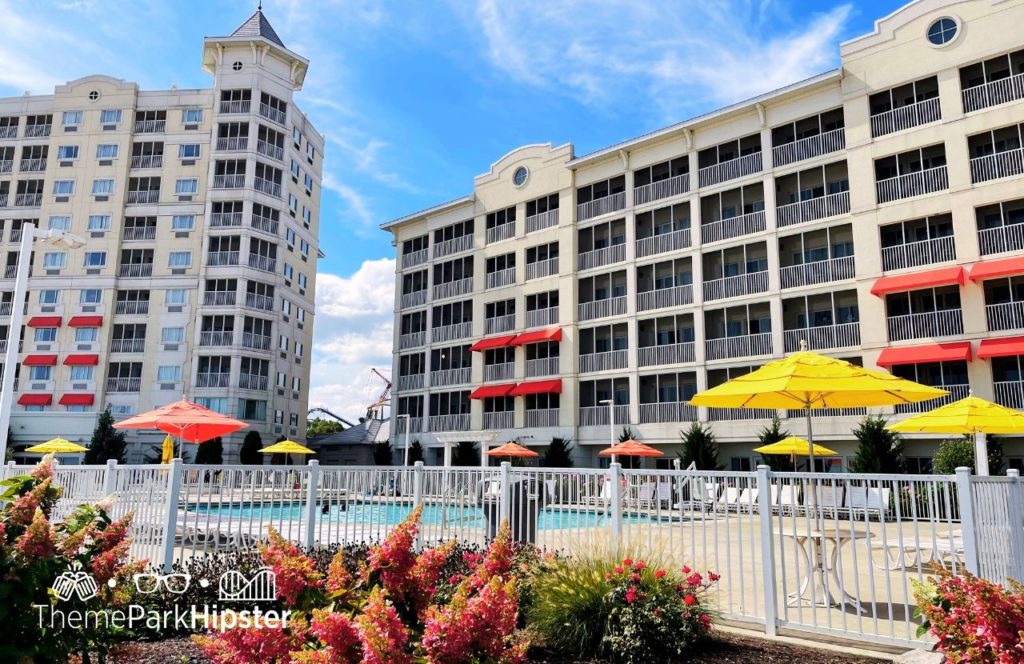 Cedar Point Ohio Hotel Breakers Lake Eerie Beach Pool