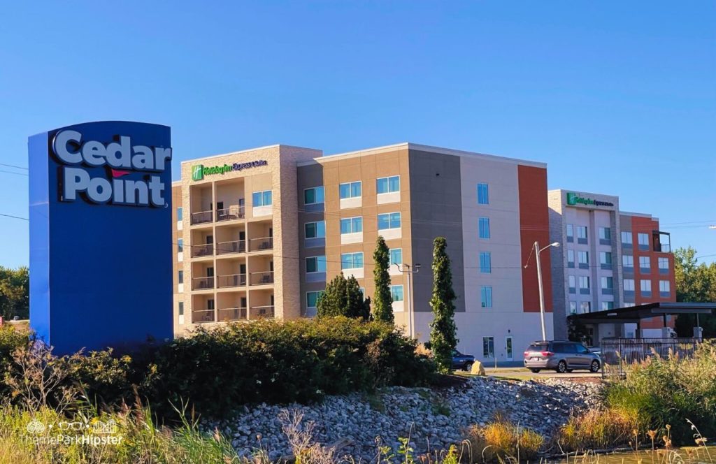 Holiday Inn Express & Suites. One of the best hotels near Cedar Point in Sandusky, Ohio