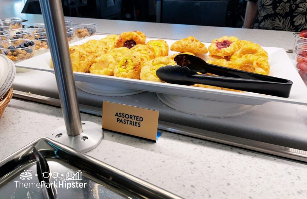 Assorted Pastries Breakfast at Discovery Cove All Inclusive Water Park at SeaWorld Orlando. Keep reading to find out more about Discovery Cove All Inclusive Water Park at SeaWorld Orlando.